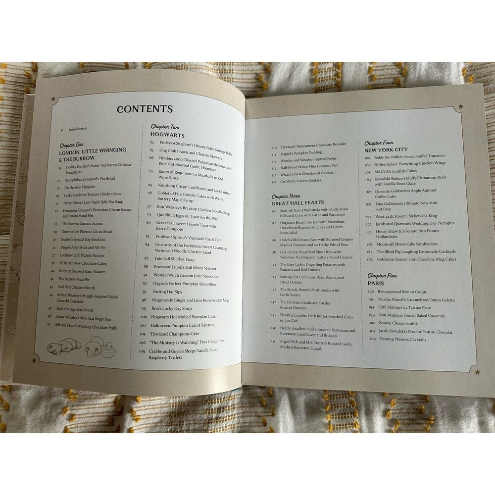 Official Wizarding World Cookbook From Harry Potter & The Fantastic Beasts - Picture 5 of 6